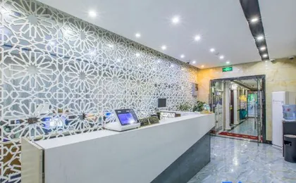 Zsmart Hotel (Shanghai Train Station Zhongshan North Road Subway Station)