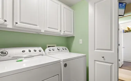 Seas the Day! Your Perfect 2BR Beachfront Escape! Sleeps 8!