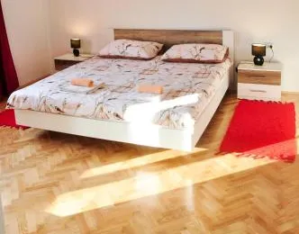 Apartment Rezo