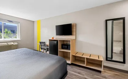 Super 8 by Wyndham Lewiston Auburn Area