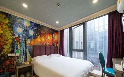 Jiuban Hotel (Jiuting Subway Station)