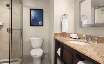 Embassy Suites by Hilton Kansas City Overland Park (H)