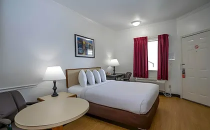 Contempra Inn