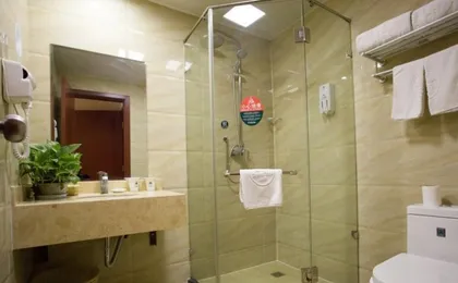 Greentree Inn Shanghai Hongqiao International Airport Songhong Road Express Hotel