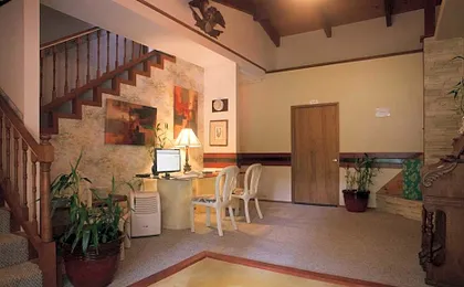 Lokahi Lodge