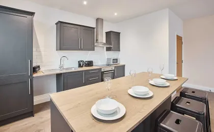 Host Stay Promenade Suite