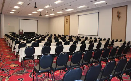 Holiday Inn Des Moines-Airport/Conf Center