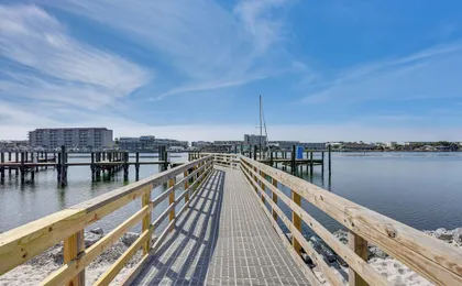Walkable Dtwn Fort Walton Beach Condo w/ Balcony!