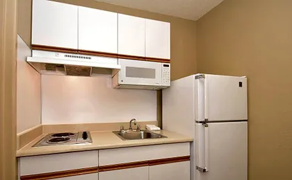 Extended Stay America Select Suites - Tampa - North Airport