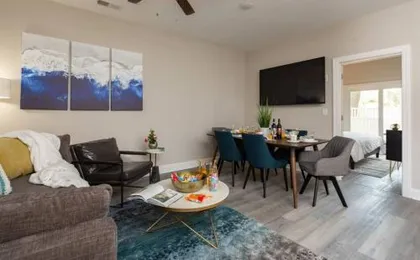 Lovely 4BR King Beds Steps To Beach And Pier H