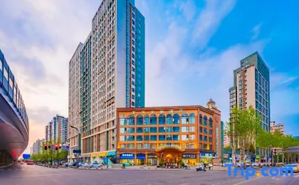 Flavia Hotel（Chengdu South Station Sunway MRT Station Branch)