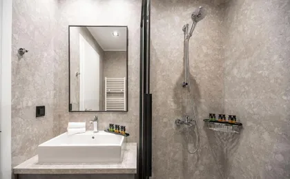 Maison du Jardin 2-Bedroom Apartment Private Outdoor Jacuzzi
