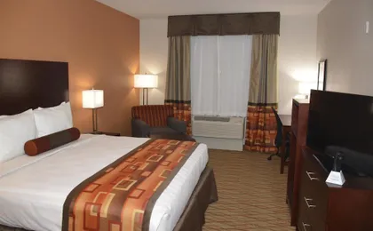 City Express by Marriott Spring