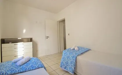 Conforto 2 quadras da Praia em Canasvieiras N539