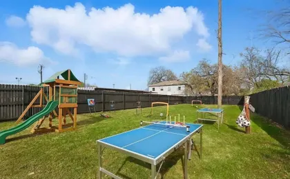 Modern 2BR Unit With Hot Tub