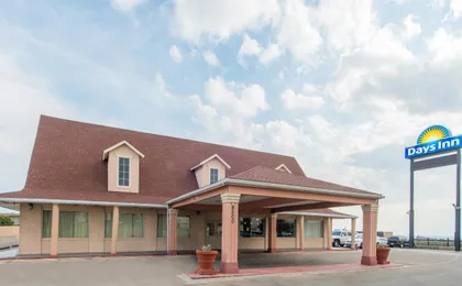 Days Inn by Wyndham Fort Worth West