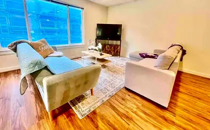 Seattle Luxury 4-Suite Retreat