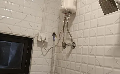 Fabhotel Platinum Inn