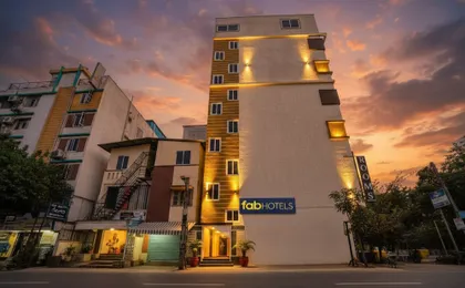 FabHotel HSR Gateway