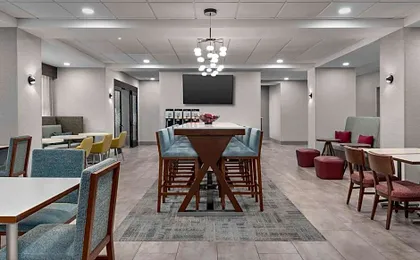 Hampton Inn Birmingham I-65/Lakeshore Drive