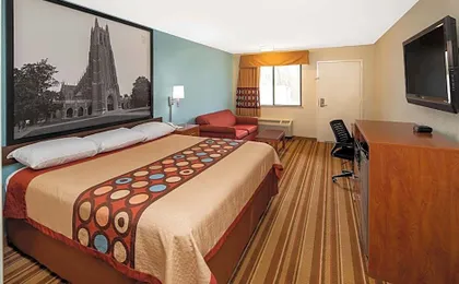 Super 8 by Wyndham Burlington NC