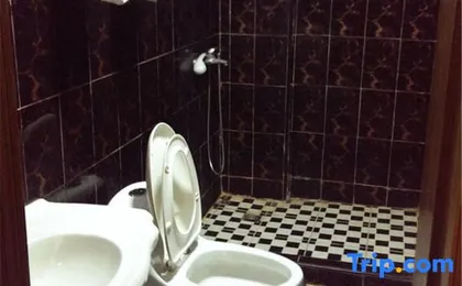 Shanghai Yilu Hotel