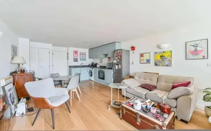 Comfortable 1 bed Near Deptford Station