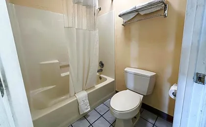 Bonita Lakes Inn by Capital O Meridian I20