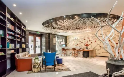 Mingyu Saint Hotel (Chongqing Jiefangbei Haochi Street)