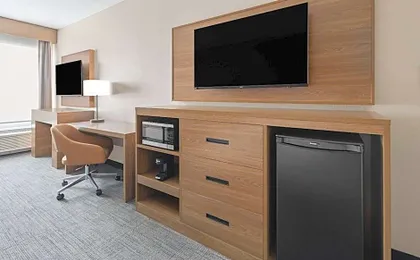 La Quinta Inn & Suites by Wyndham Phoenix West Glendale