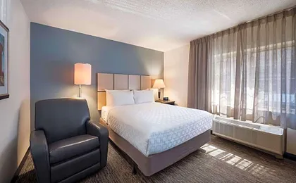 Sonesta Simply Suites Clearwater St. Petersburg