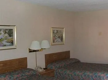Red Carpet Inn Great Lakes