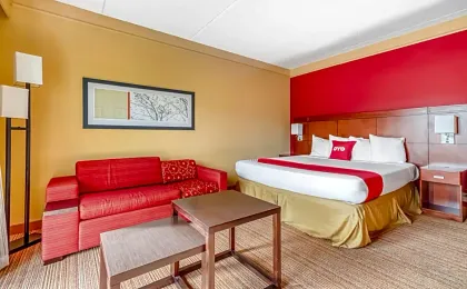 Super 8 by Wyndham Dallas Love Field Airport