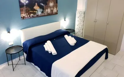 Il vicolo home