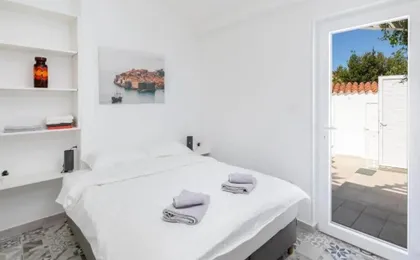 Sunny Palace Apartments