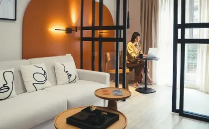 Finders Ermou Suites