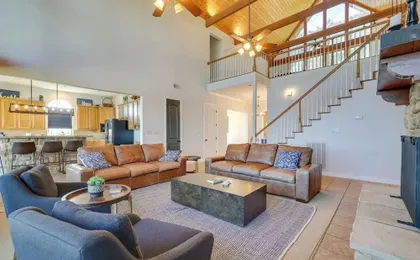 Scenic Canyon Lake Vacation Home Near Boat Ramp!