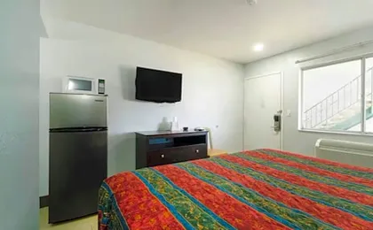 Xpress Inn & Extended Stays