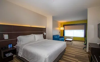 Holiday Inn Express and Suites Tonawanda Buffalo Area By IHG
