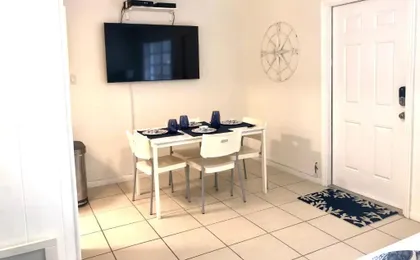 Gorgeous Beachy Chic Condo in Key Biscayne