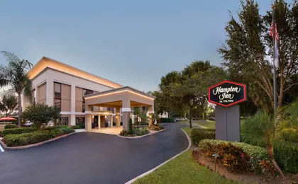 Hampton Inn - Naples - I-75