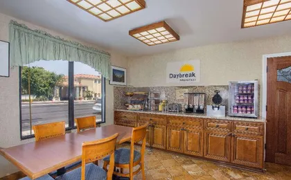 Days Inn by Wyndham Anaheim Near the Park