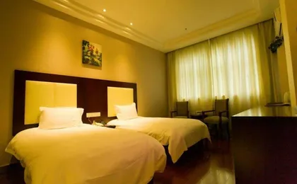 Greentree Inn Shanghai Huaxia East Road