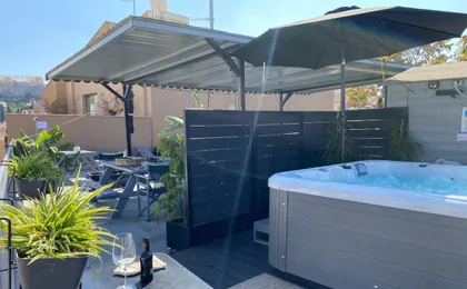 Monastiraki #Wallsfree Citycenter- Unspoiled Athens Apartments