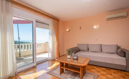 Apartman Mira