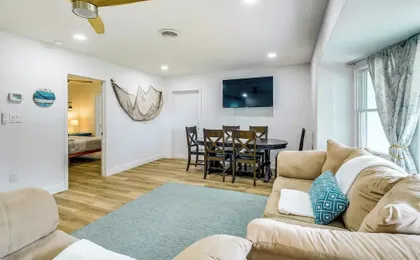 Pet-friendly Cocoa Beach Home: Walk to Beach!