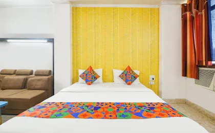 Fabhotel Western