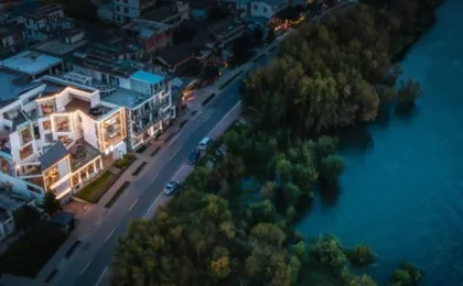 Hujing Seaview Hotel