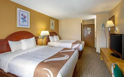 Quality Inn - Storm Lake
