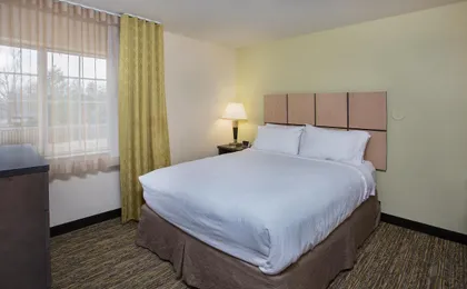 Candlewood Suites Bowling Green